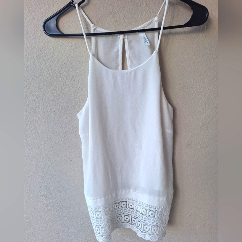Minimi USA Women's top with embroidered bottom white color Size S